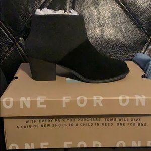 TOMS black woolen Leila booties